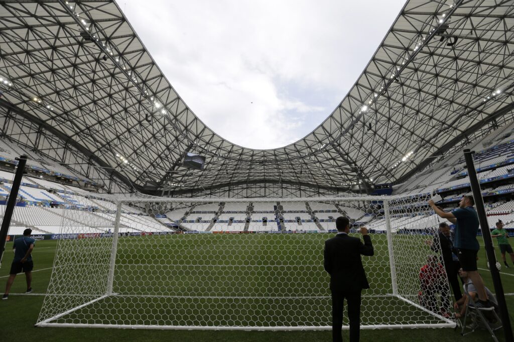 Η πρόκριση περνάει… από το θρυλικό “Stade Vélodrome”