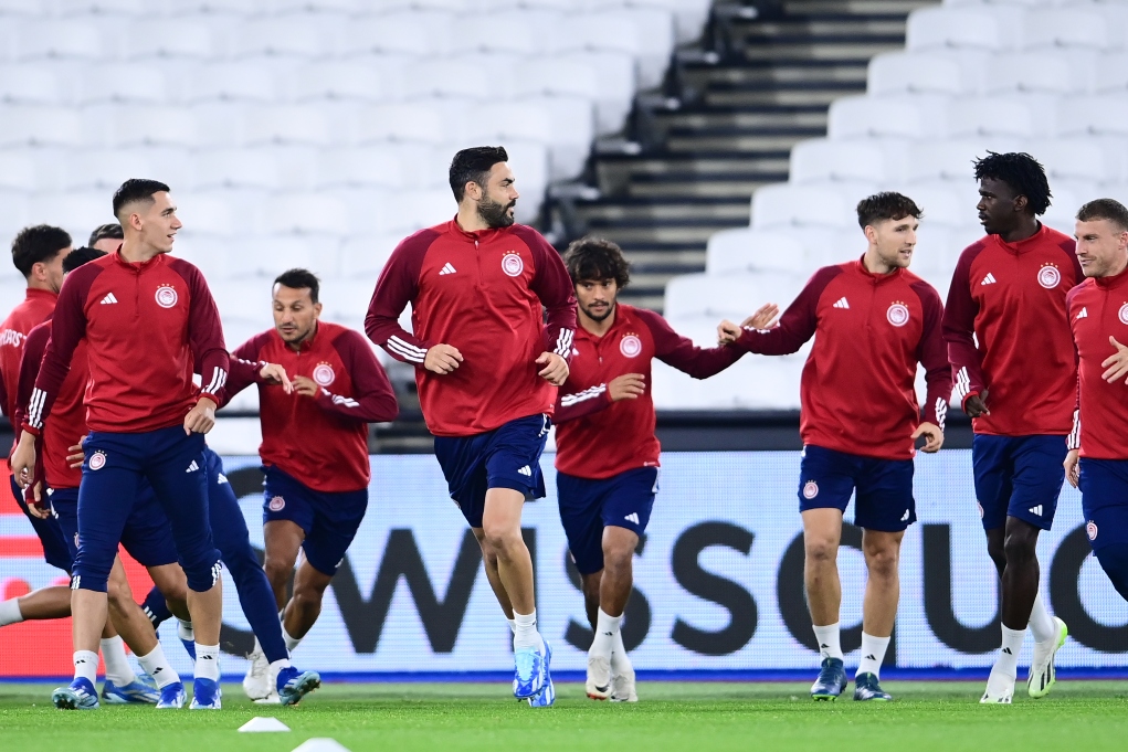 Η προπόνηση του Ολυμπιακού στο “London Stadium” (ΦΩΤΟρεπορτάζ)