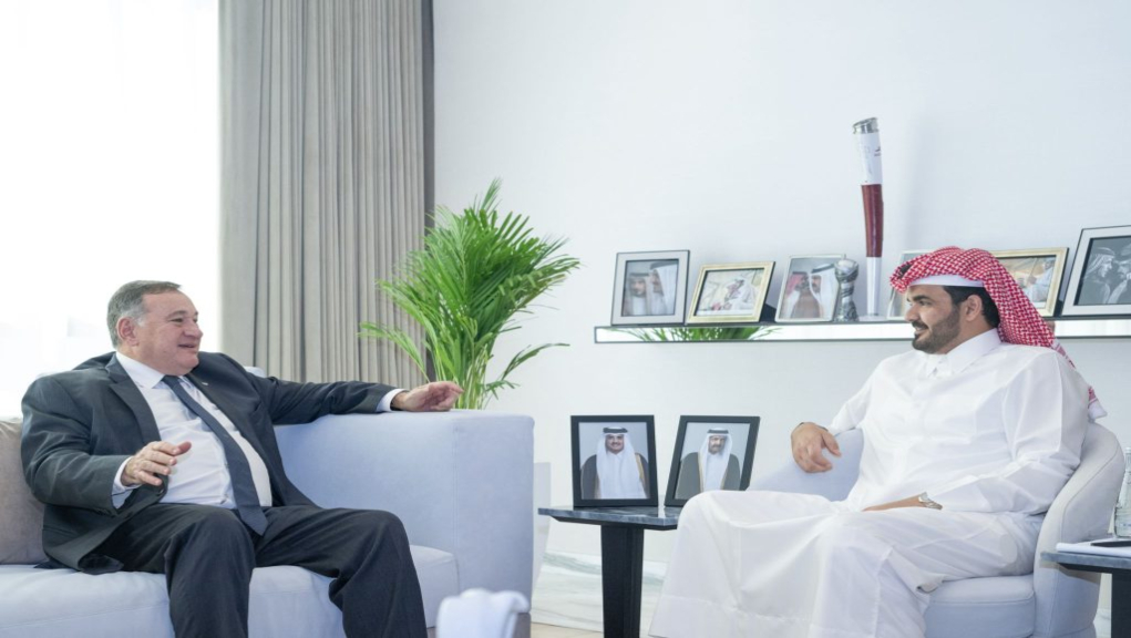 Συνάντηση του Προέδρου της ΕΟΕ Σπύρου Καπράλου με τον Χαμάντ Αλ Τανί