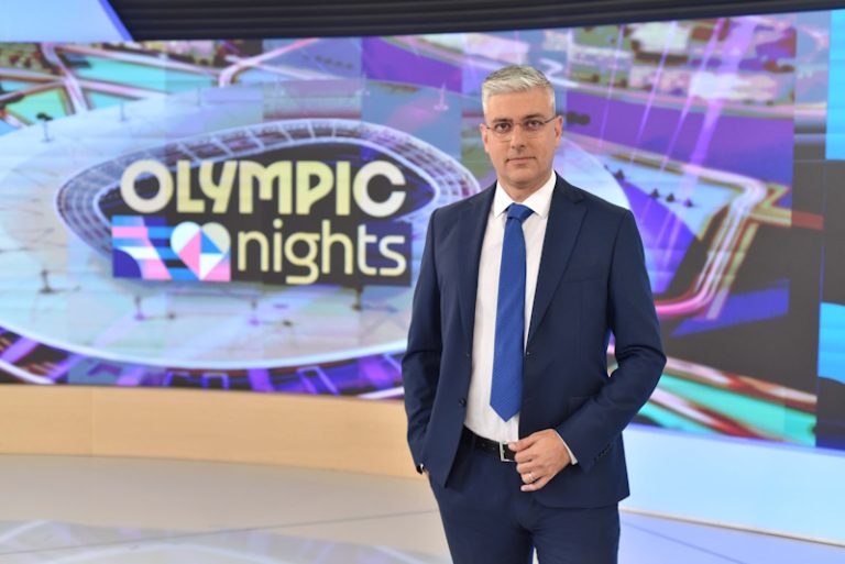 Πάει ο παλιός ο χρόνος, με νύχτες μαγικές και ονειρεμένες…