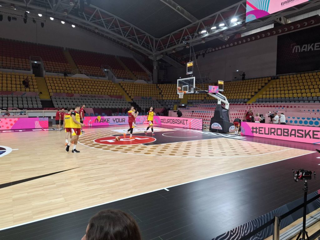 Το ertsports στην προπόνηση της Ισπανίας (pics+ vid)