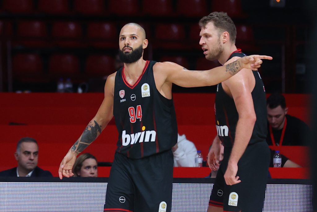 Ο Ολυμπιακός έκαμψε την αντίσταση του μαχητικού Ηρακλή (hls)