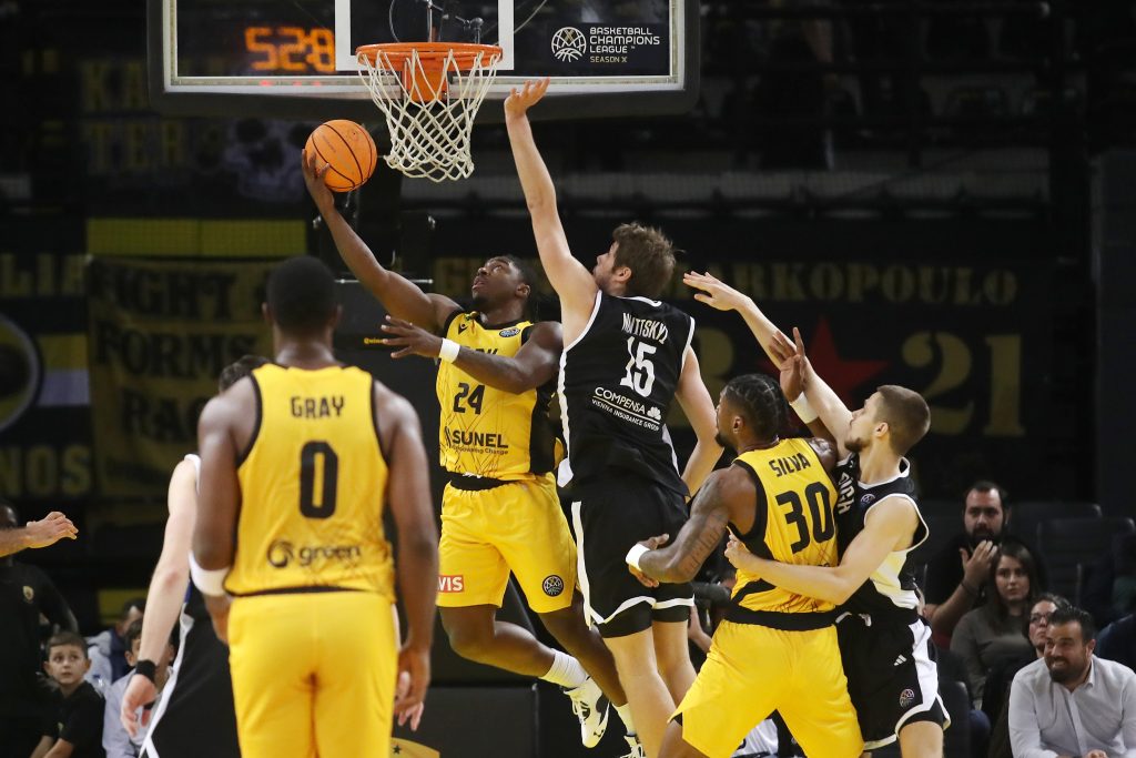 Με… εκτελεστή Μπάρτλεϊ και μαγικό δεύτερο ημίχρονο η ΑΕΚ υπέταξε την Ρίγα