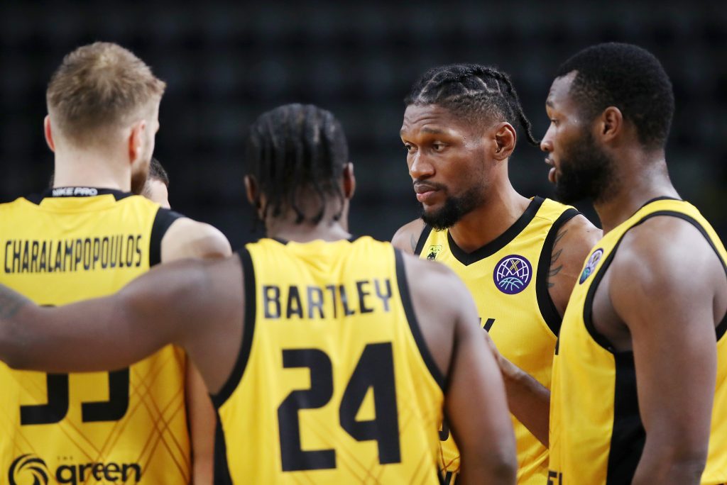 Με… εκτελεστή Μπάρτλεϊ και μαγικό δεύτερο ημίχρονο η ΑΕΚ υπέταξε την Ρίγα