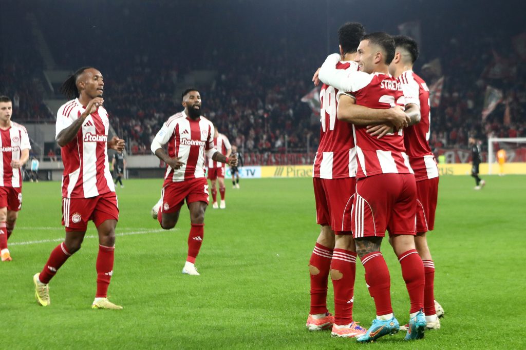 Με δύο γκολ και μαγικό ψαλίδι, ο Ελ Κααμπί οδηγεί τον Ολυμπιακό