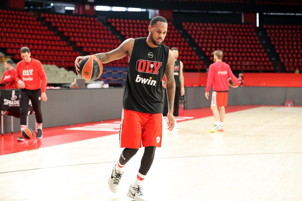 Η πρώτη ομαδική προπόνηση του Μόρις με τον Ολυμπιακό (pics)