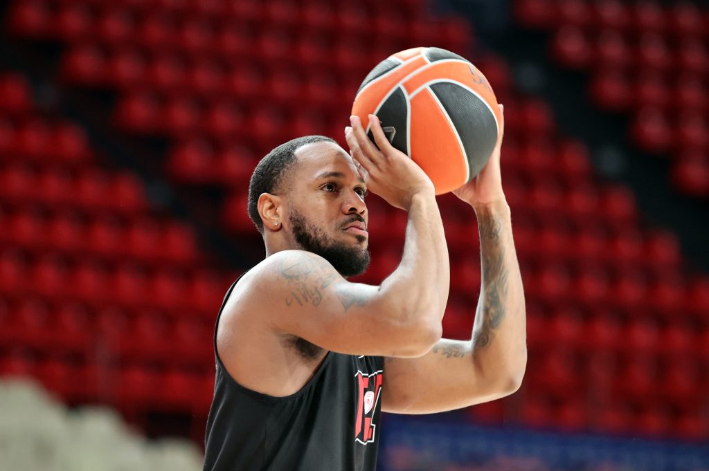 Η πρώτη ομαδική προπόνηση του Μόρις με τον Ολυμπιακό (pics)