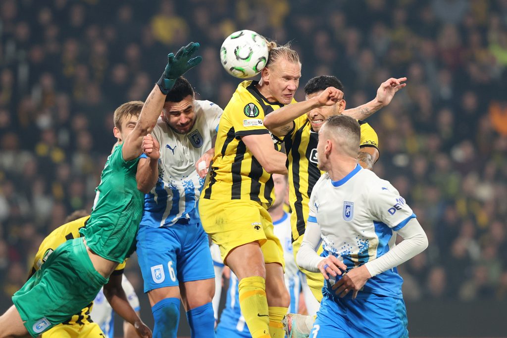 Απευθείας στους “16” η αλύγιστη ΑΕΚ σε ματς ακατάλληλο για καρδιακούς