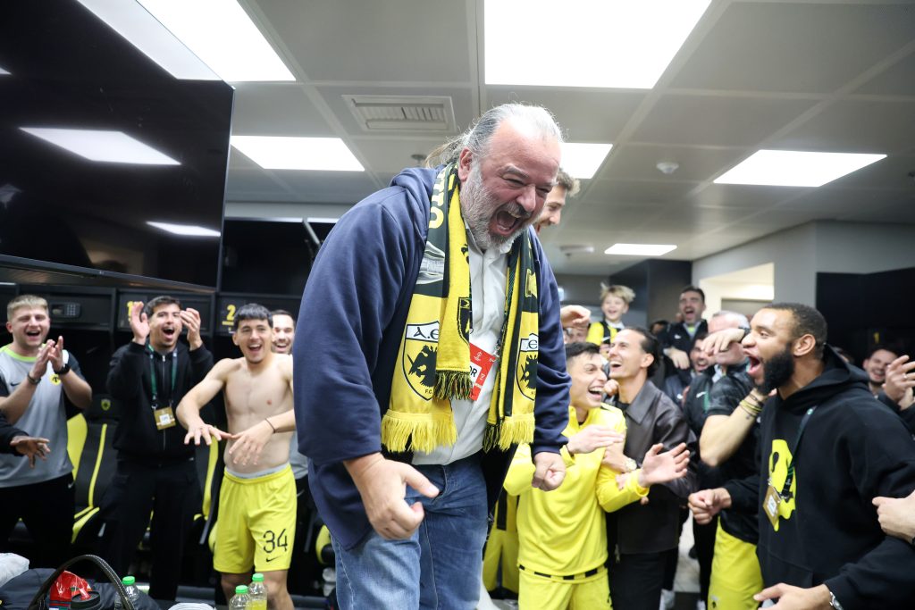 Το “κιτρινόμαυρο” πάρτι από τα αποδυτήρια της “OPAP Arena” (pics)