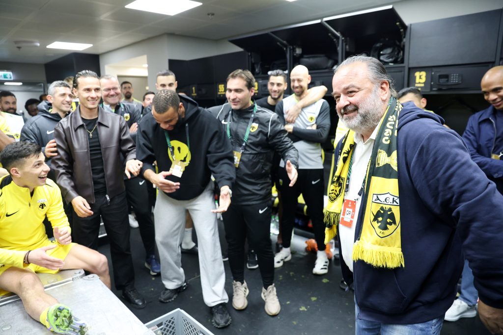 Το “κιτρινόμαυρο” πάρτι από τα αποδυτήρια της “OPAP Arena” (pics)