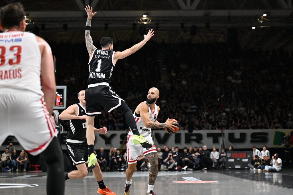 Ο Ολυμπιακός άντεξε στην αντεπίθεση της Βίρτους και πανηγύρισε σπουδαίο “διπλό”