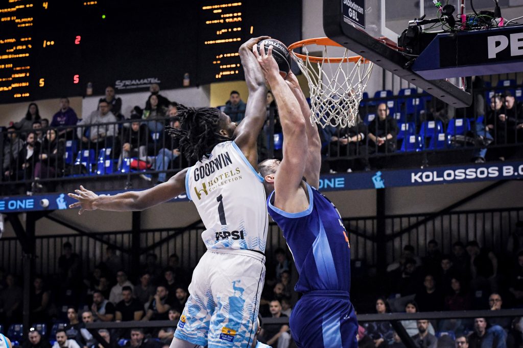 Ο Κολοσσός πάλεψε, αλλά η ανώτερη Μύκονος πέρασε από τη Ρόδο (hls)