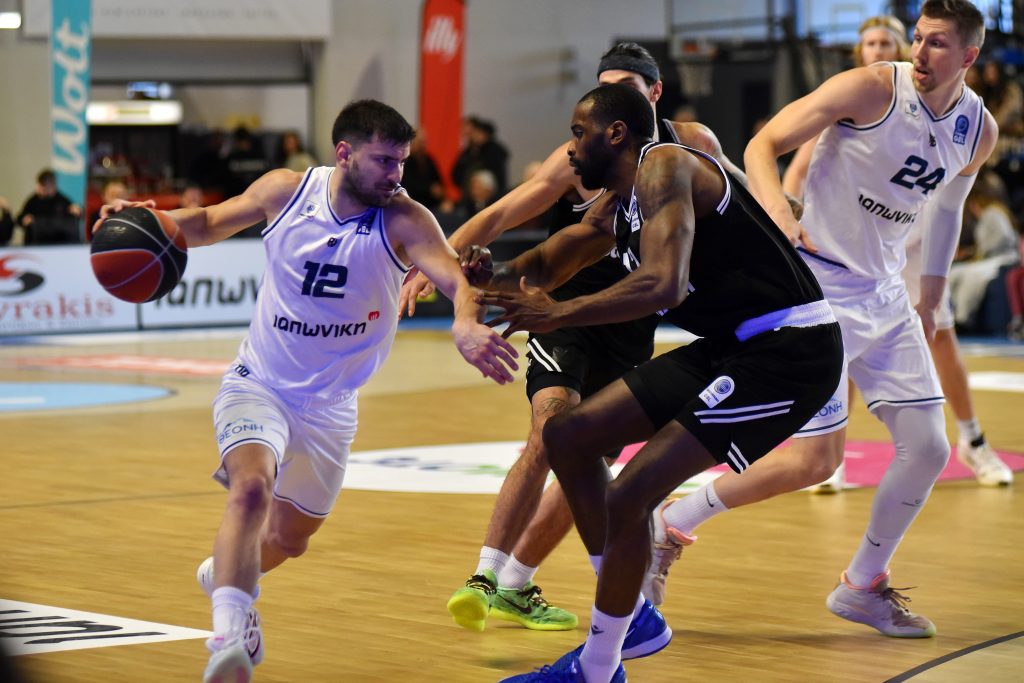 Με “όπλο” τον Ταϊρί ο ΠΑΟΚ πήρε την οριακή μάχη στην Καρδίτσα (hls)