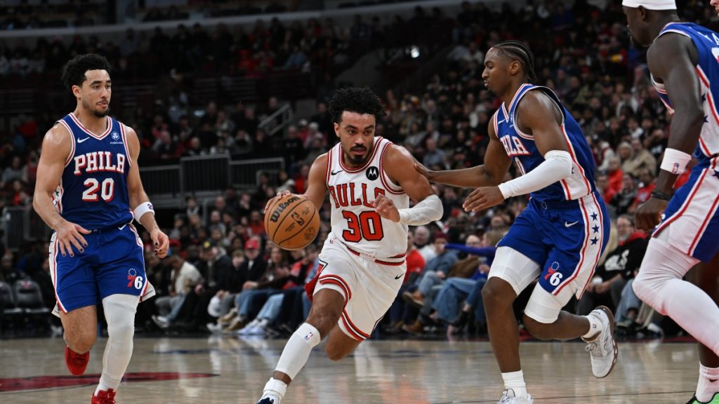 Άνετα οι Γκρίζλις τους Μπακς, έβρεξε τρίποντα στην Ιντιάνα, πέμπτη σερί νίκη για τους Μπουλς