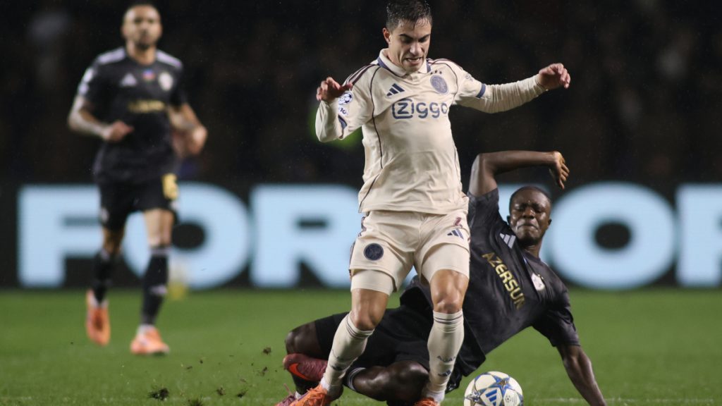 Έκανε σεφτέ με τεσσάρα ο Άγιαξ και… έφτιαξε τον Ολυμπιακό