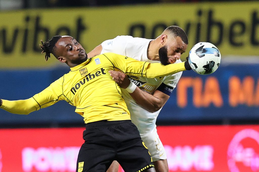 Ο Άρης σταμάτησε το νικηφόρο σερί της ΑΕΚ και την έριξε από την κορυφή