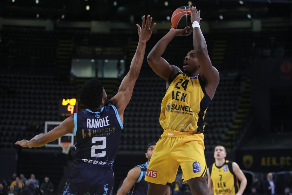 Η ΑΕΚ έκαμψε την αντίσταση του μαχητικού Κολοσσού (hls)