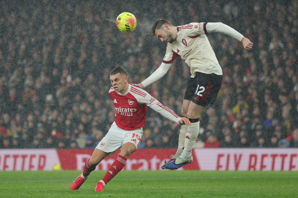 “Άσφαιρο” και… άοσμο το ντέρμπι