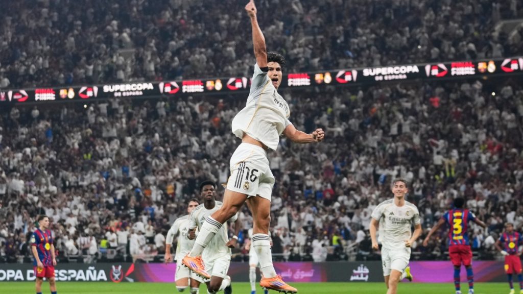 H Μπαρτσελόνα κέρδισε τη Ρεάλ Μαδρίτης στη ματσάρα και σήκωσε το Σούπερ Καπ Ισπανίας