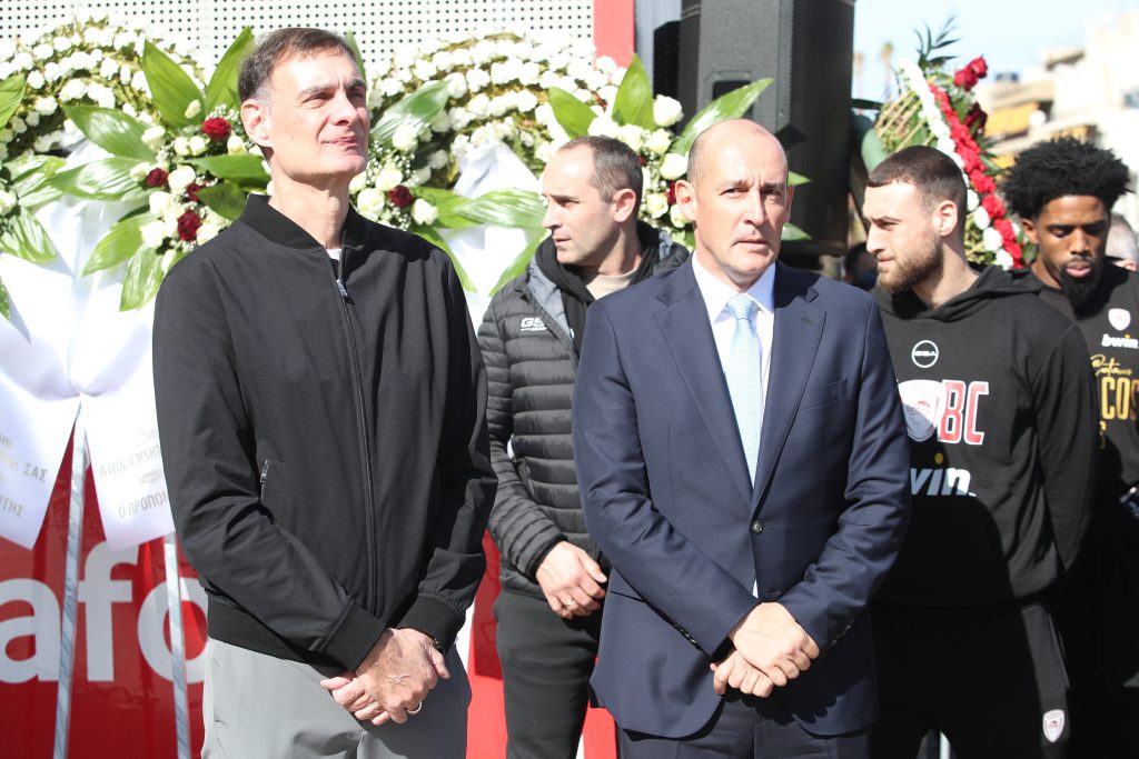 Τελέστηκε το μνημόσυνο για τα θύματα της Θύρας 7 (pics)