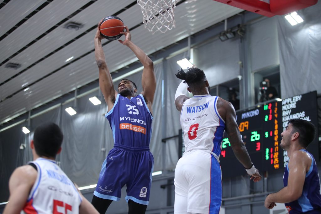 Ο ανεβασμένος Πανιώνιος υπερίσχυσε στη μάχη με τη Μύκονο (hls)