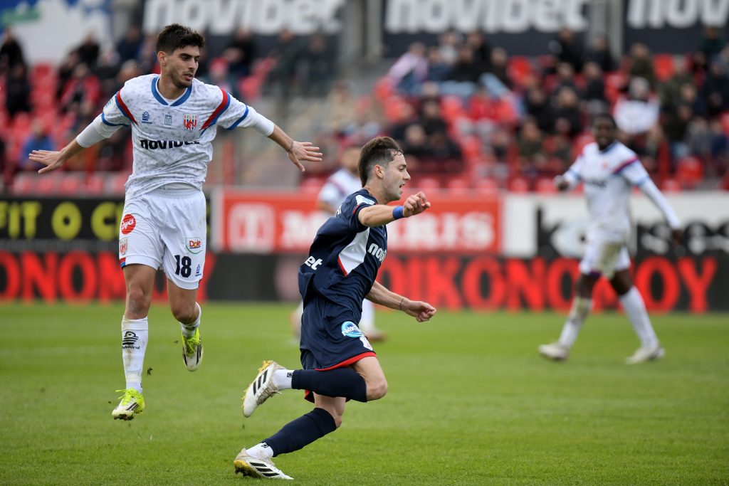 Ο Πανσερραϊκός νίκησε τον Βόλο και συνεχίζει… να ελπίζει