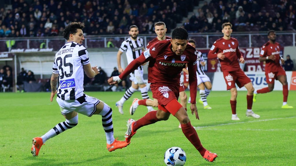 Η ψυχωμένη ΑΕΛ σταμάτησε τον ΠΑΟΚ και λίγο έλειψε να πάρει μια σπουδαία νίκη