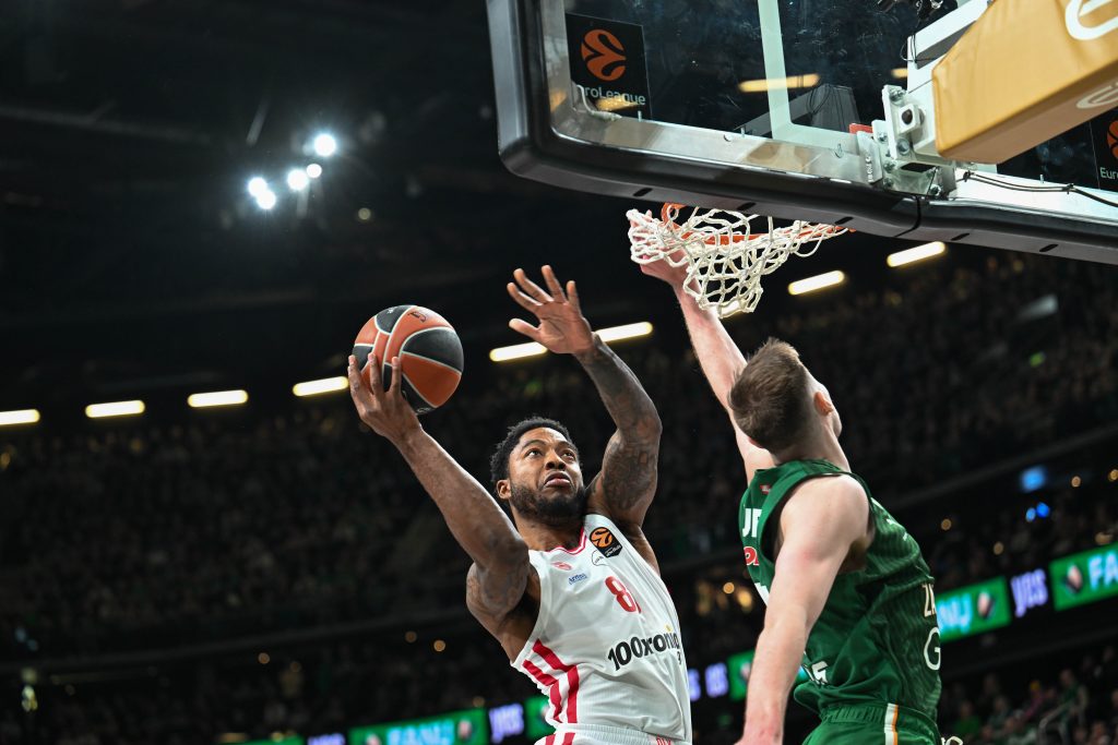 Ο Ολυμπιακός τα έδωσε όλα, όμως λύγισε σε μυθικό “θρίλερ” δύο παρατάσεων στο Κάουνας