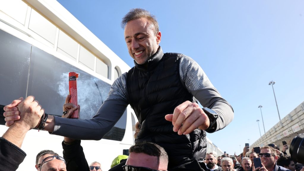 ΟΦΗ: Αποθέωση στο Ηράκλειο για τους θριαμβευτές (pics+vid)