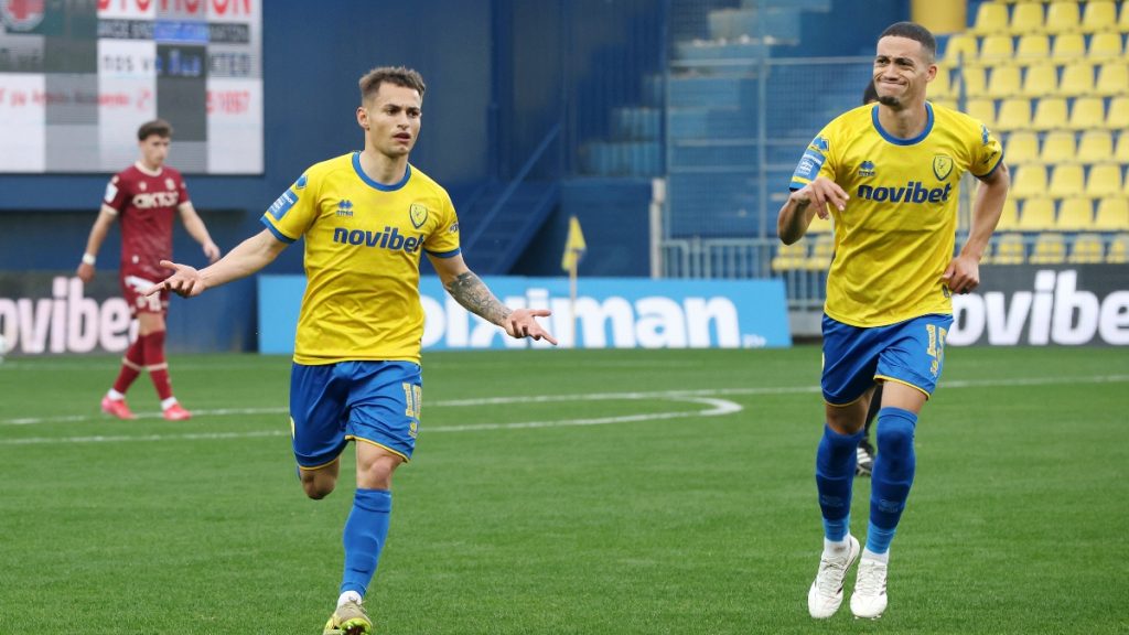 Από τεσσάρα σε… τριάρα ο Παναιτωλικός που βλέπει παραμονή