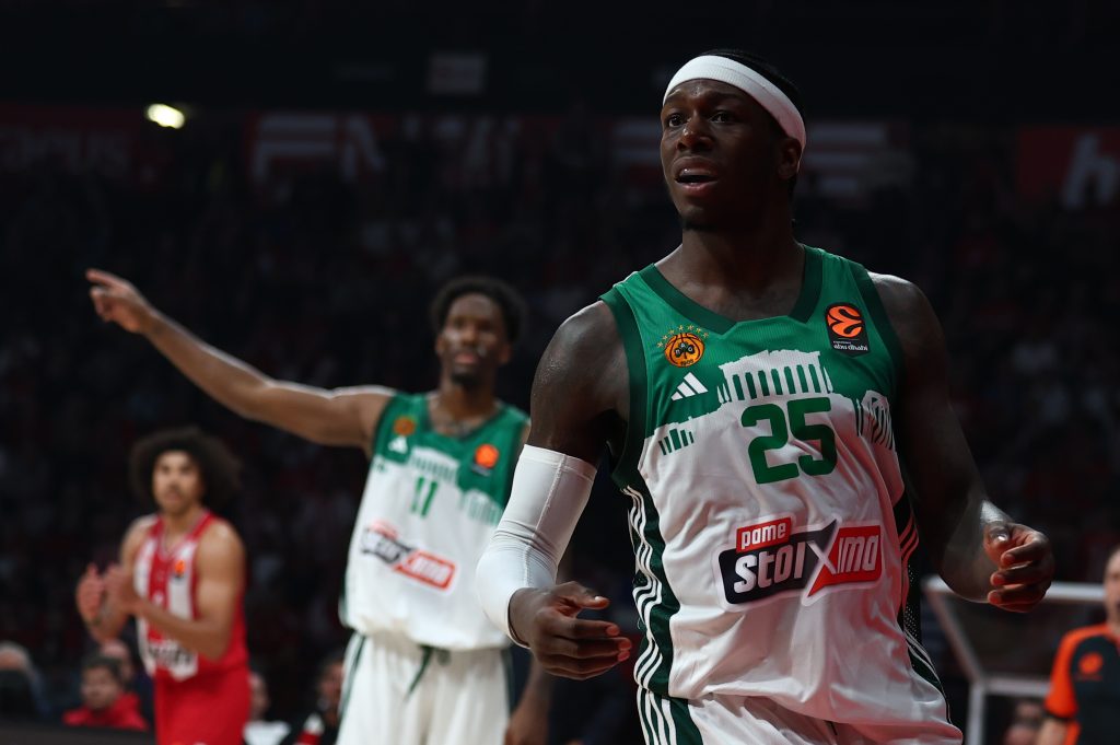 Στην “αρένα” του ΣΕΦ επιβίωσε ο πιο σκληρός