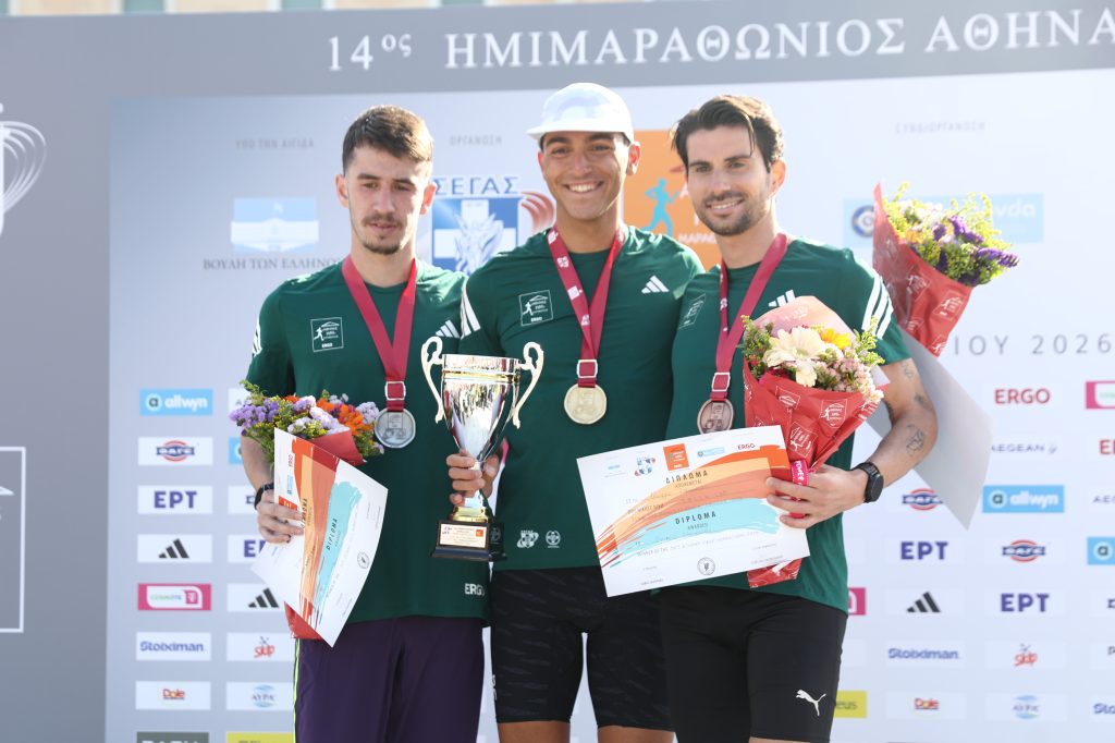 Νικητής με ρεκόρ αγώνα στον Ημιμαραθώνιο ο Μπιτάδος, τρίτος τίτλος για την Μαρινάκου (pics / vids)