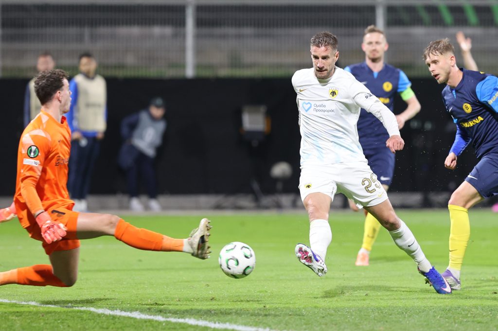 Σόου της ΑΕΚ στο Τσέλιε και αγκαλιά με τους “8”