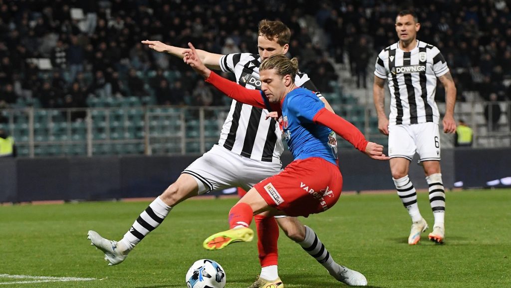 Ο Βόλος υπέταξε τον ΠΑΟΚ με φοβερή ανατροπή και μπήκε στην οκτάδα