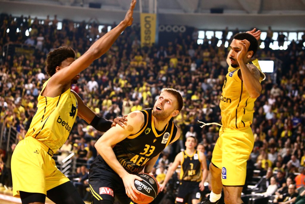 Με τρομερό Μήτρου-Λονγκ ο Άρης πήρε το ντέρμπι με την ΑΕΚ στο “Nick Galis Hall” (hls)