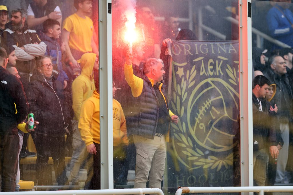 ΑΕΚ: Εντυπωσιακή παρουσία κόσμου στην προπόνηση πριν το ντέρμπι με Ολυμπιακό (pics)