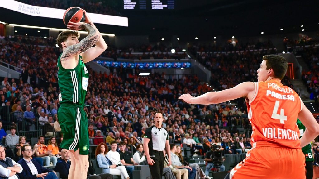 Παραδόθηκε στη Βαλένθια ο Παναθηναϊκός και τέλος στις ελπίδες για τετράδα