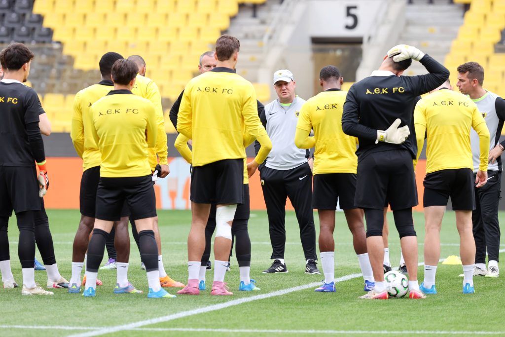 Τελευταία προπόνηση της ΑΕΚ πριν την ρεβάνς με Ράγιο Βαγιεκάνο (pics+vids)