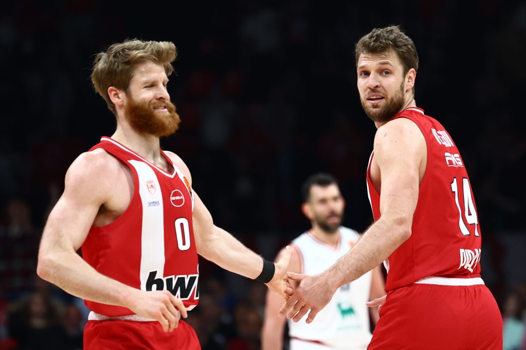 Πρώτος και καλύτερος ο Ολυμπιακός