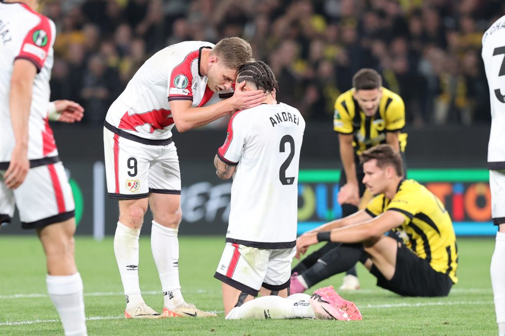 Η ΑΕΚ αποχαιρετά την Ευρώπη με ψηλά το κεφάλι, αγγίζοντας το θαύμα της ανατροπής