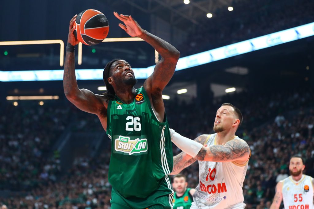 Ο Παναθηναϊκός απέφυγε την “λακκούβα” και έκλεισε “ραντεβού” με τη Βαλένθια