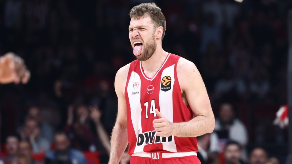 Ο Ολυμπιακός “διέλυσε” τη Μονακό μέσα σε αποθέωση και απέχει μια… ανάσα από το Final 4