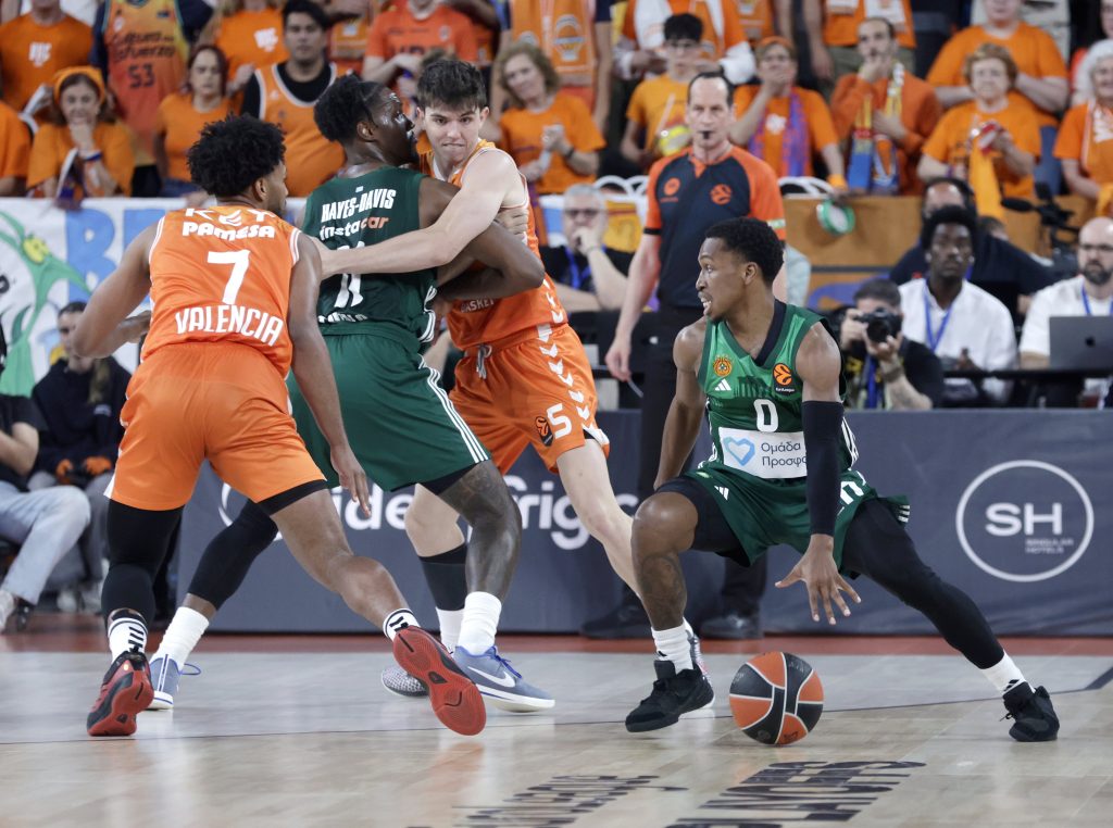 “Μέγας” Χέιζ-Ντέιβις και Παναθηναϊκός έκαναν νέο break στην Βαλένθια