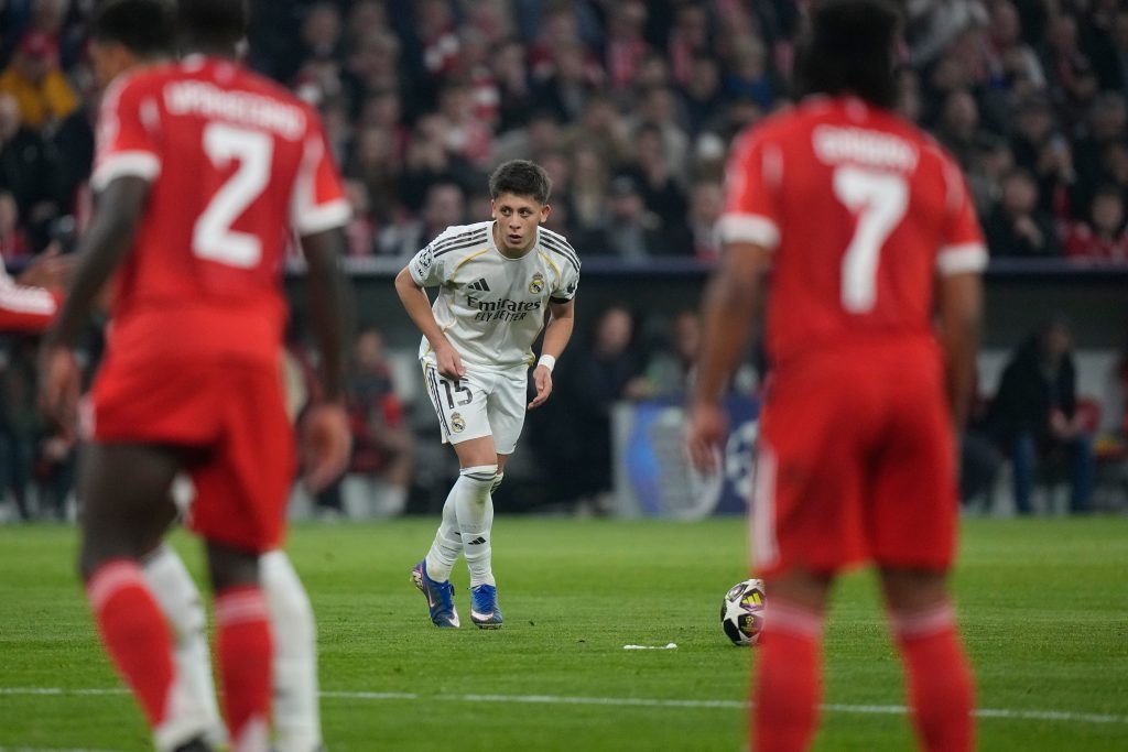 Ντίας και Ολίσε λύτρωσαν την Μπάγερν και “σκότωσαν” τη Ρεάλ του μοιραίου Καμαβινγκά στη ματσάρα του Μονάχου