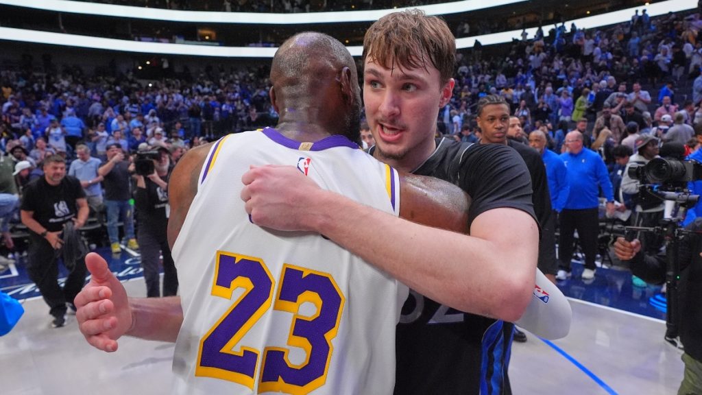 Νίκη για τους Μπουκς χωρίς Γιάννη, παράσταση Φλαγκ, κέρδισε τον Κάρι ο Ντουράντ