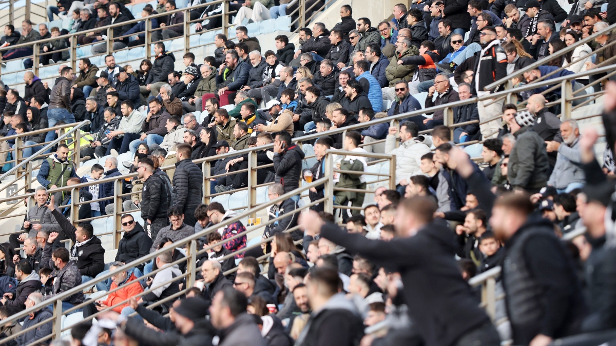 Ο ΟΦΗ έκανε το πρώτο sold out για τον τελικό Κυπέλλου και πάει για το δεύτερο Ο ΟΦΗ έκανε το πρώτο sold out για τον τελικό Κυπέλλου και πάει για το δεύτερο