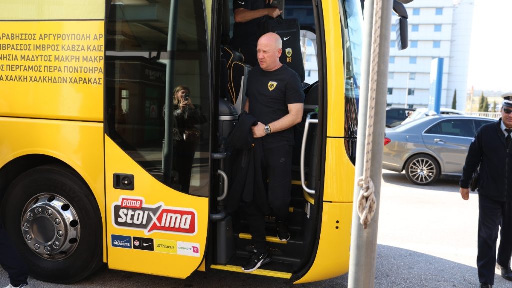 Αναχώρησε για Μαδρίτη η ΑΕΚ (pic)