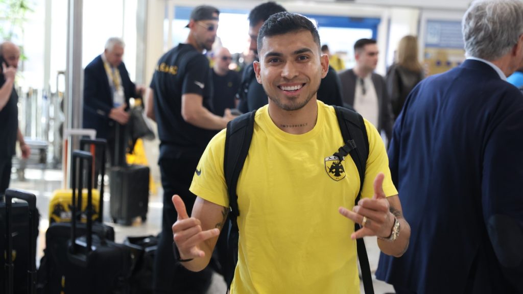 Αναχώρησε για Μαδρίτη η ΑΕΚ (pic)