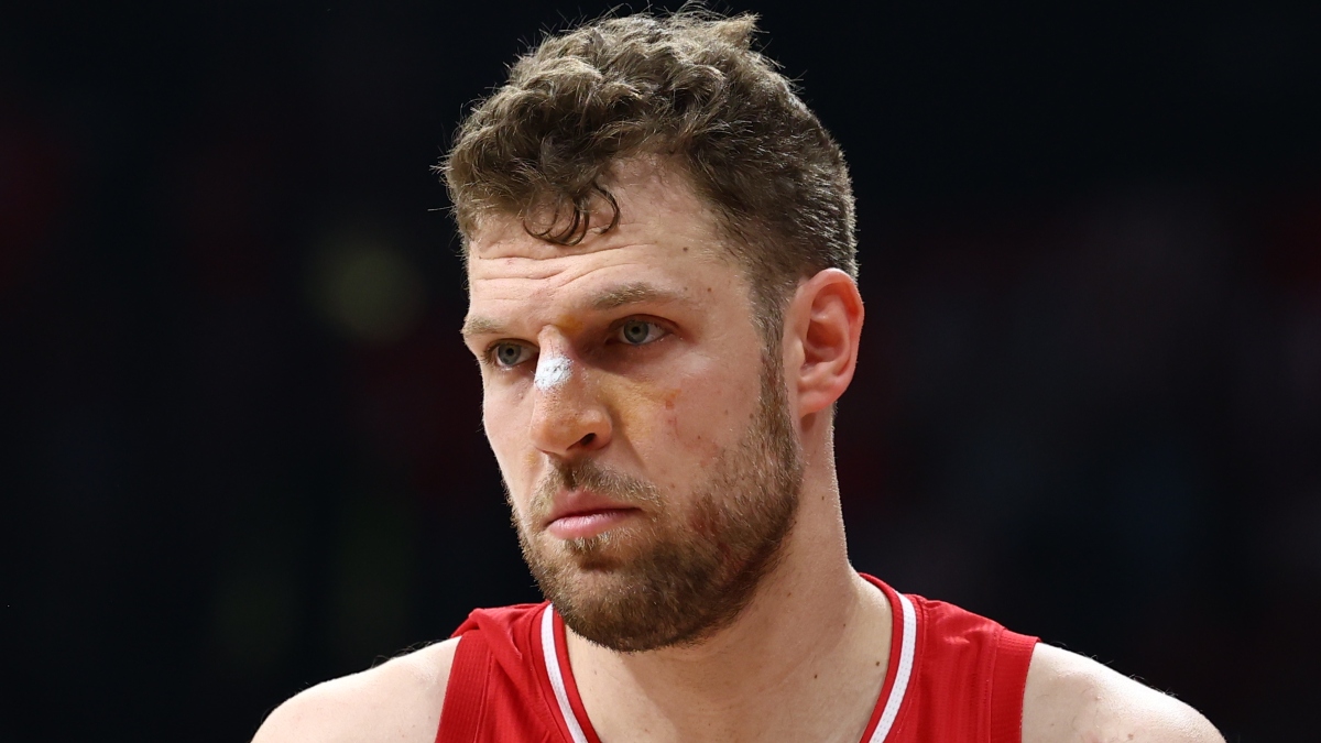 Ο Βεζένκοφ χρειάστηκε ράμματα μετά το χτύπημα του Ντιαλό