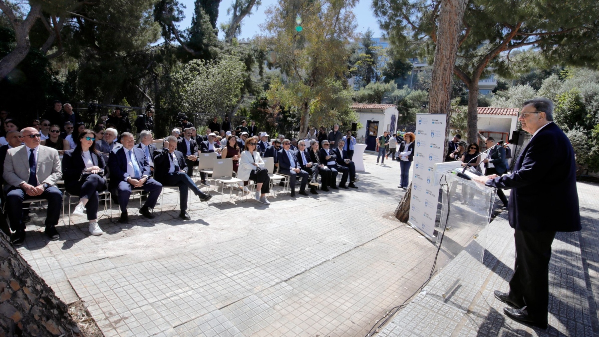 Ιστορική μέρα για την Ελληνική Ολυμπιακή Επιτροπή, ρχισαν τα έργα ανακατασκευής του Ολυμπιακού Κολυμβητηρίου Ιστορική μέρα για την Ελληνική Ολυμπιακή Επιτροπή, ρχισαν τα έργα ανακατασκευής του Ολυμπιακού Κολυμβητηρίου